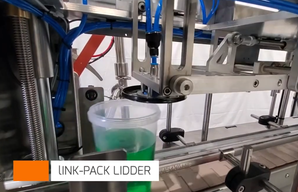 Lid placement Automatic lid pick and place